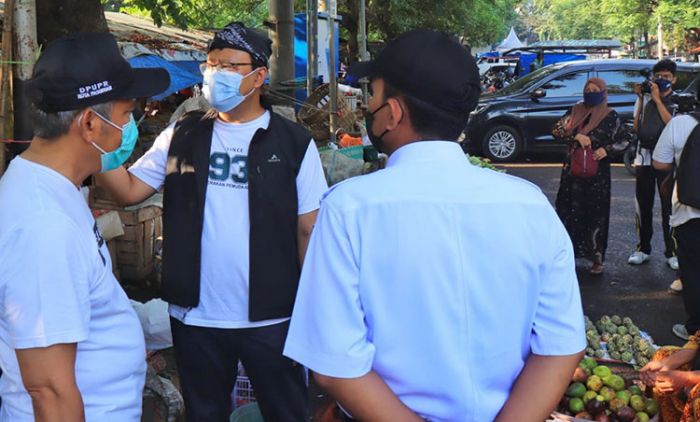 Hari Peduli Sampah Nasional, Wali Kota Pasuruan Gelar Bersih-Bersih Bersama Seluruh Perangkat Daerah Hari Peduli Sampah Nasional, Wali Kota Pasuruan Gelar Bersih-Bersih Bersama Seluruh Perangkat Daerah