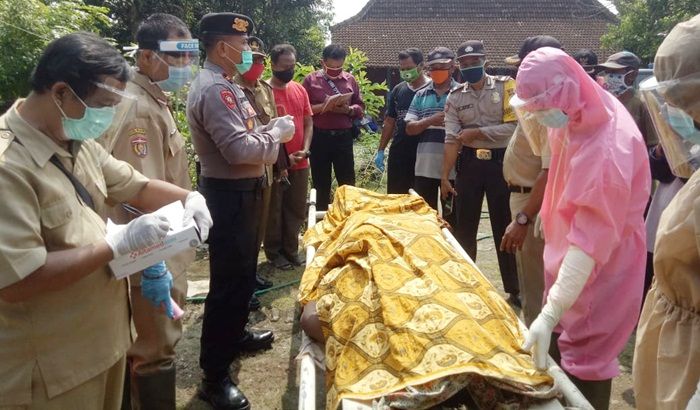 Pria Tewas Tersangkut di Tiang Penyangga Jembatan Gegerkan Warga Gentong Ngawi