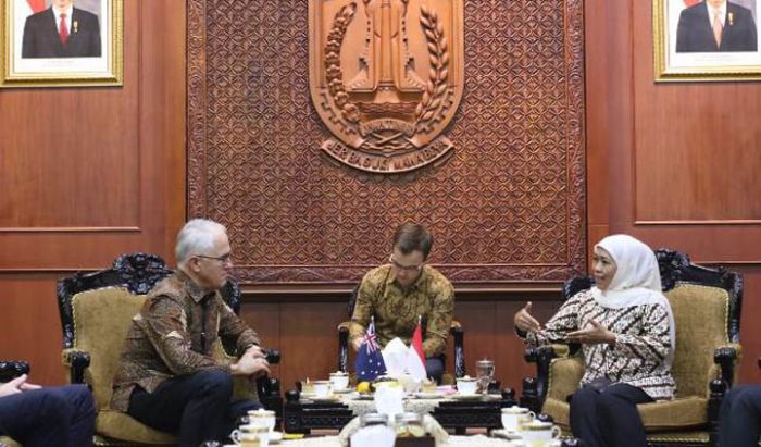 Ingin Tingkatkan Kerja Sama, Gubernur Khofifah Terima Mantan PM Australia, H.E. Malcolm Turnbull