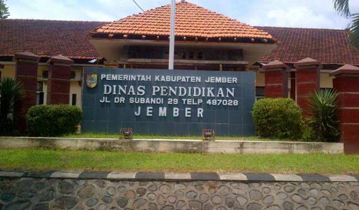 Soal Pendidikan Gratis Permintaan Bupati Jember, Dispendik Sulit Realisasikan Soal Pendidikan Gratis Permintaan Bupati Jember, Dispendik Sulit Realisasikan