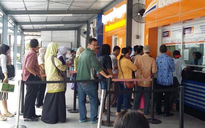 Tiket KA tujuan Mojokerto Ludes sampai H+11 Lebaran, Penumpang Bisa Manfaatkan KA Gratis Tiket KA tujuan Mojokerto Ludes sampai H+11 Lebaran, Penumpang Bisa Manfaatkan KA Gratis