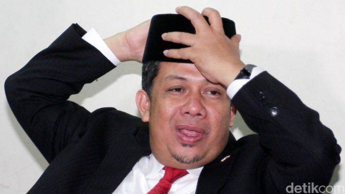Fahri Hamzah: Pemerintah Tak Mau Dikontrol DPR, Rekrutmen Kader Parpol Buruk Fahri Hamzah: Pemerintah Tak Mau Dikontrol DPR, Rekrutmen Kader Parpol Buruk