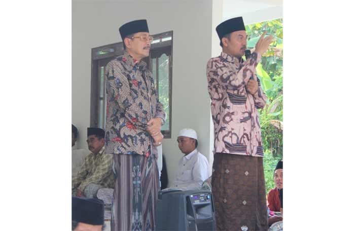 Safari Politik ke Desa Togubang, Farid Disambati Masalah Pengurusan SIM dan Distribusi Pupuk Safari Politik ke Desa Togubang, Farid Disambati Masalah Pengurusan SIM dan Distribusi Pupuk