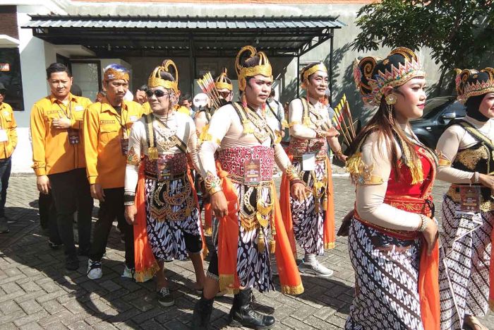 Hari Terakhir Pendaftaran, KPU Nganjuk Sebut 4 Parpol Belum Mendaftar Hari Terakhir Pendaftaran, KPU Nganjuk Sebut 4 Parpol Belum Mendaftar