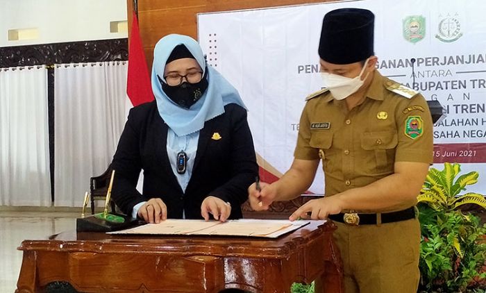 Teken MoU, Pemkab dan Kejari Trenggalek Jalin Kerja Sama di Bidang Hukum Perdata dan TUN Teken MoU, Pemkab dan Kejari Trenggalek Jalin Kerja Sama di Bidang Hukum Perdata dan TUN