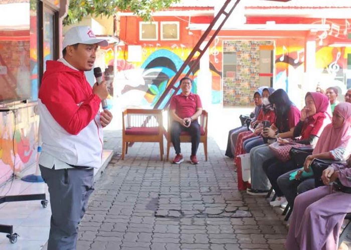 Pemkot Pasuruan Salurkan Bansos Tahap 3, Adi Wibowo: Momentum Silaturahmi Pemerintah dan Warga