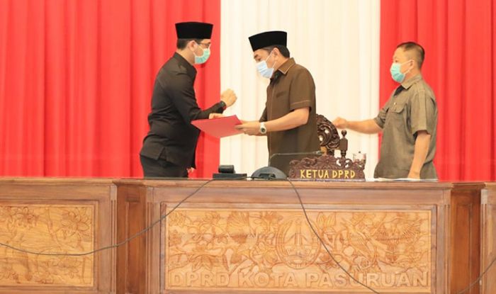 Paripurna DPRD, Plt. Wali Kota Pasuruan Sampaikan Nota Keuangan Raperda P-APBD TA 2020