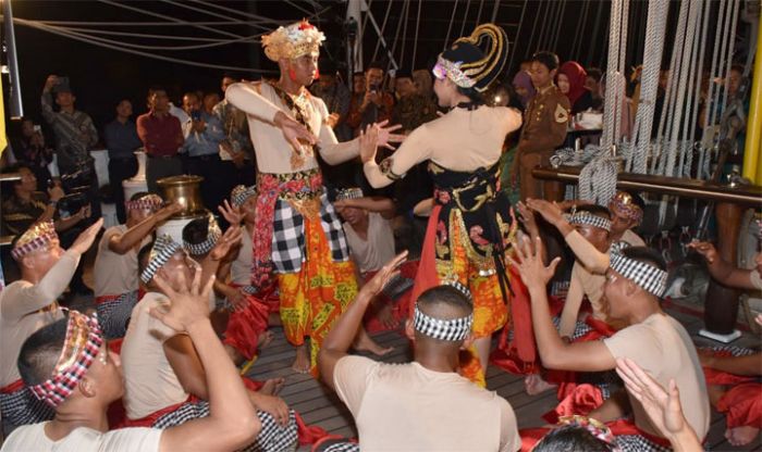KRI Bimasuci Adakan Cocktail Party, Tarian dan Kuliner Khas Indonesia Tuai Pujian KRI Bimasuci Adakan Cocktail Party, Tarian dan Kuliner Khas Indonesia Tuai Pujian