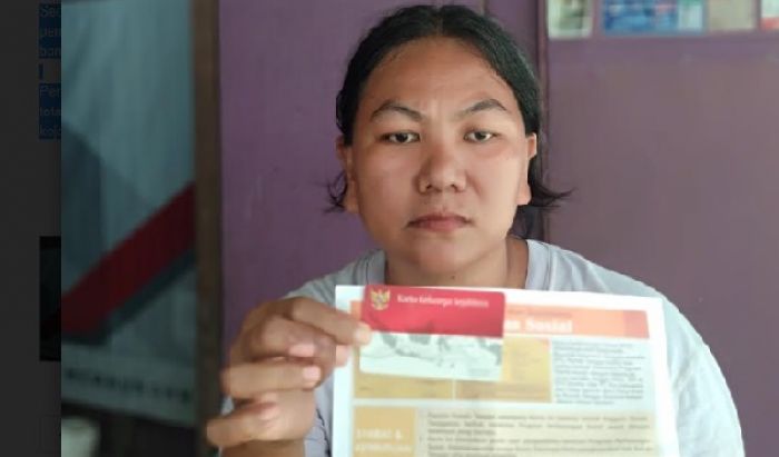 Nasib Tukiyem, Pemegang Kartu Keluarga Sejahtera di Pacitan Kian Tak Jelas Nasib Tukiyem, Pemegang Kartu Keluarga Sejahtera di Pacitan Kian Tak Jelas