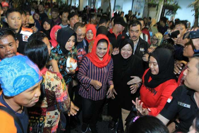 Kehadiran Puti Kejutkan Ribuan Pengunjung Kehadiran Puti Kejutkan Ribuan Pengunjung