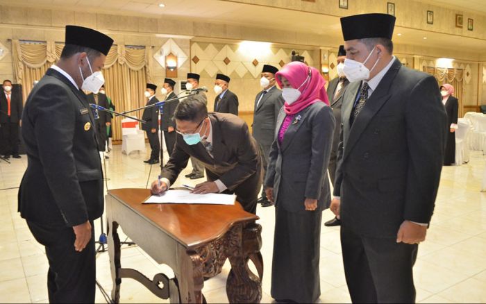 Bupati Gresik Segera Gulirkan Mutasi Gelombang III Bupati Gresik Segera Gulirkan Mutasi Gelombang III