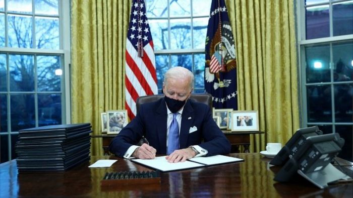 Joe Biden Dilantik, Muslim Boleh ke Amerika Serikat Lagi Joe Biden Dilantik, Muslim Boleh ke Amerika Serikat Lagi