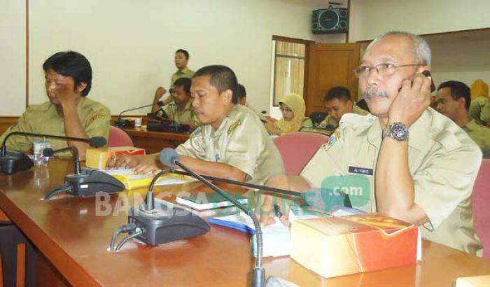 Gresik Siap Menuju Smart City Tahun 2019 Gresik Siap Menuju Smart City Tahun 2019
