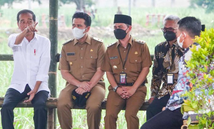 Dampingi Jokowi di Mojokerto, Emil Dardak Sebut Jawa Timur Basis Pabrik Gula dan Petani Tebu