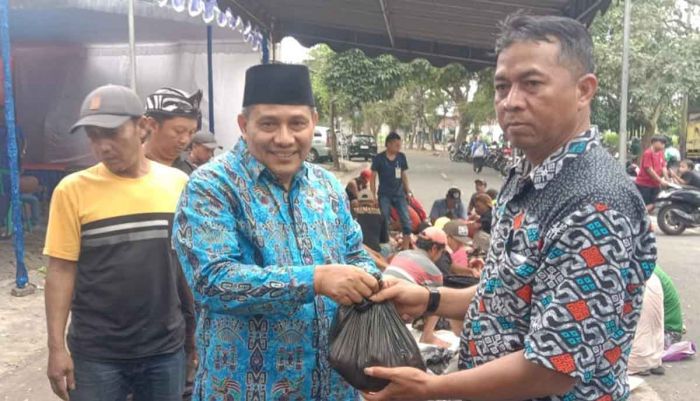 DPC Partai Demokrat Kota Malang Bagikan Ribuan Paket Daging Kurban kepada Masyarakat