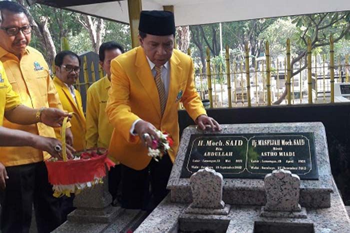HUT Ke-54, Partai Golkar Ingatkan Kader Jauhi Korupsi HUT Ke-54, Partai Golkar Ingatkan Kader Jauhi Korupsi
