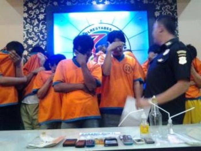 Dua Hari, 10 Pengedar Narkobais Dikecek! Dua Hari, 10 Pengedar Narkobais Dikecek!