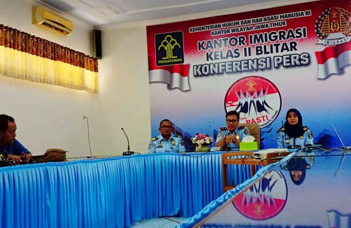 Imigrasi Blitar Tolak 127 Permohonan Paspor Selama Setahun Imigrasi Blitar Tolak 127 Permohonan Paspor Selama Setahun