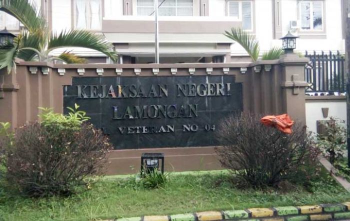 Kejari Periksa Camat dan Mantan Camat Karanggeneng Terkait Kasus OTT Kades Kawistolegi Kejari Periksa Camat dan Mantan Camat Karanggeneng Terkait Kasus OTT Kades Kawistolegi