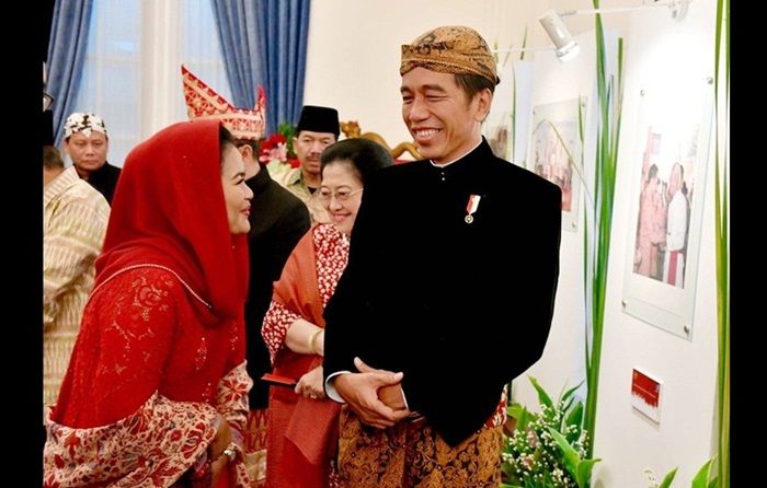 ​Keakraban Jokowi dan Puti, Risma: Saya Surprise!