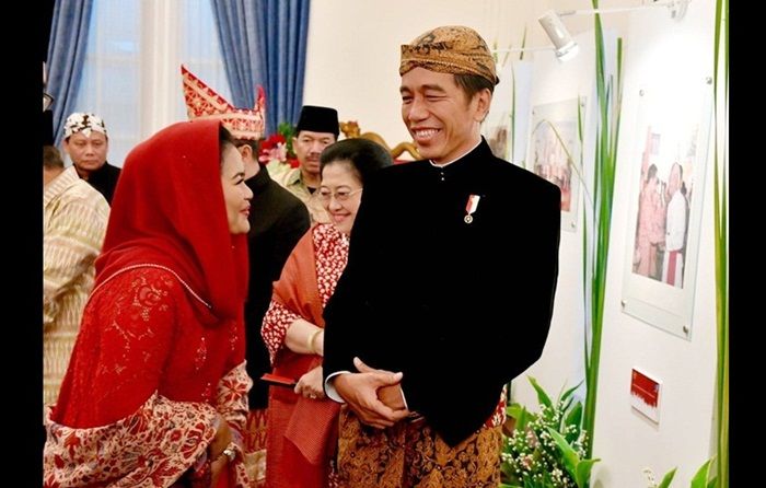 Keakraban Jokowi dan Puti, Risma: Saya Surprise! Keakraban Jokowi dan Puti, Risma: Saya Surprise!