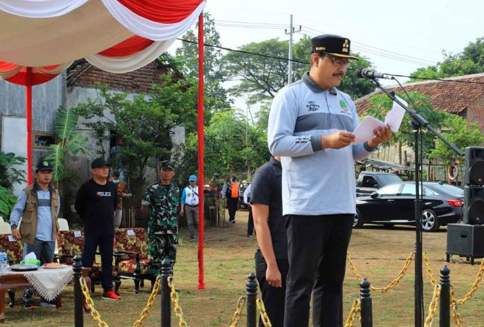 Wali Kota Pasuruan Pimpin Apel saat Peringatan Hari Bakti PU ke-77 Wali Kota Pasuruan Pimpin Apel saat Peringatan Hari Bakti PU ke-77