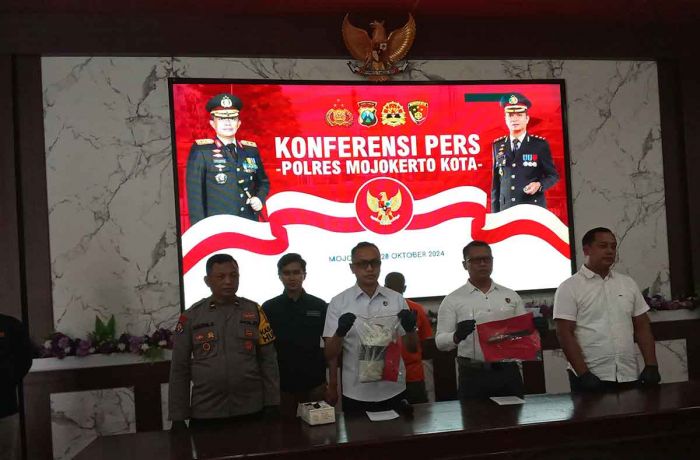 Polres Mojokerto Kota Tangkap Buron Penganiayaan Polres Mojokerto Kota Tangkap Buron Penganiayaan