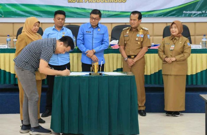 Maksimalkan Penagihan Hutang Pajak Resto, Pemkot Probolinggo Gandeng Kejaksaan Maksimalkan Penagihan Hutang Pajak Resto, Pemkot Probolinggo Gandeng Kejaksaan