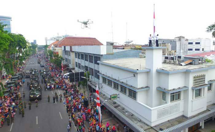 Parade Surabaya Juang 2016, Risma: Kita Harus Bisa Teruskan Perjuangan Pahlawan Parade Surabaya Juang 2016, Risma: Kita Harus Bisa Teruskan Perjuangan Pahlawan