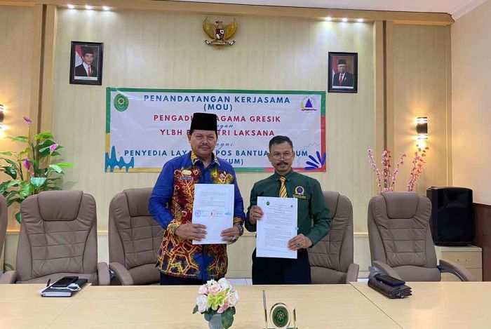 YLBH Fajar Trilaksana Didaulat Pimpin Posbakum Pengadilan Agama I A Gresik YLBH Fajar Trilaksana Didaulat Pimpin Posbakum Pengadilan Agama I A Gresik