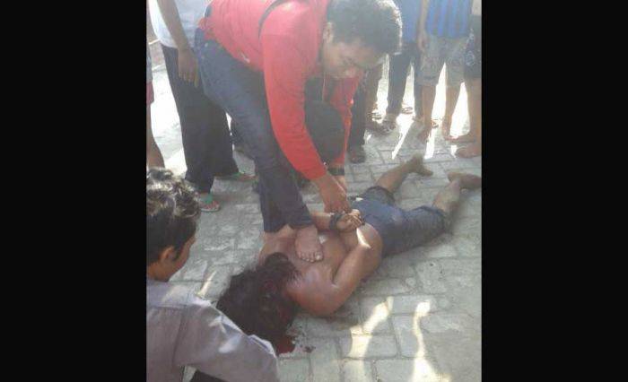 Orang Gila di Prambon Sidoarjo Bantai Penjaga Warkop, Korban Tewas Disayat Pisau Dapur Orang Gila di Prambon Sidoarjo Bantai Penjaga Warkop, Korban Tewas Disayat Pisau Dapur