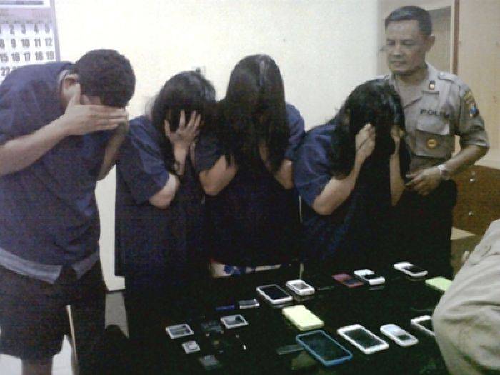 3 Janda 1 Hidung Belang Kompak Nyopet