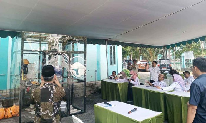 YLPK Jatim Uji Paparan Asbes di Udara dalam Ruangan YLPK Jatim Uji Paparan Asbes di Udara dalam Ruangan