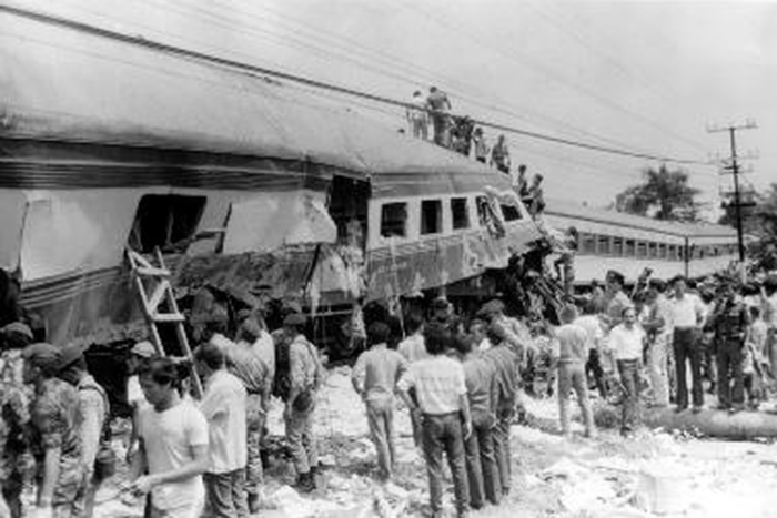 Mengenang 35 Tahun Merahnya Tanah Jakarta: Tragedi Bintaro, Kecelakaan Kereta Api Terparah Mengenang 35 Tahun Merahnya Tanah Jakarta: Tragedi Bintaro, Kecelakaan Kereta Api Terparah