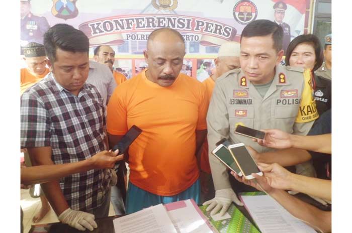 Terima Hasil Pungli Surat Tanah, Kades Selotapak Mojokerto Dibui