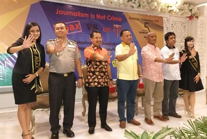 Pokja Wankum Gelar Seminar Jurnalistik Bertema Journalism Is Not Crime: Hoax Vs UU ITE Pokja Wankum Gelar Seminar Jurnalistik Bertema Journalism Is Not Crime: Hoax Vs UU ITE