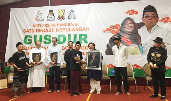 Kenang Sosok Gus Dur, Gusdurian Probolinggo Gelar Haul di Gereja