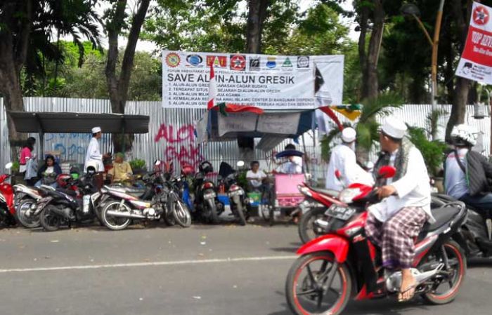 Soal Revitalisasi Alun-Alun, Bupati Diminta Dengarkan Masukan Soal Revitalisasi Alun-Alun, Bupati Diminta Dengarkan Masukan