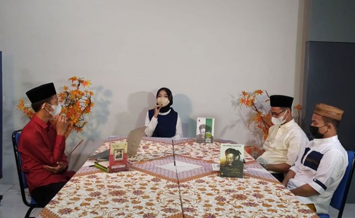 Santri Ponpes Tebuireng Jombang Jadi Pelopor Putus Penularan Covid-19, Ajak Prokes dan Vaksinasi Santri Ponpes Tebuireng Jombang Jadi Pelopor Putus Penularan Covid-19, Ajak Prokes dan Vaksinasi