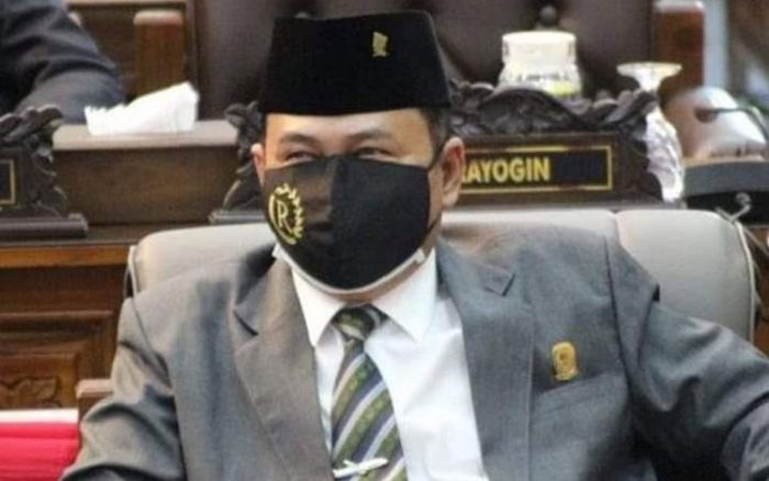 DPRD Banyuwangi Desak Eksekutif Segera Sampaikan Dokumen KUPA-PPAS Perubahan APBD Tahun 2021 DPRD Banyuwangi Desak Eksekutif Segera Sampaikan Dokumen KUPA-PPAS Perubahan APBD Tahun 2021