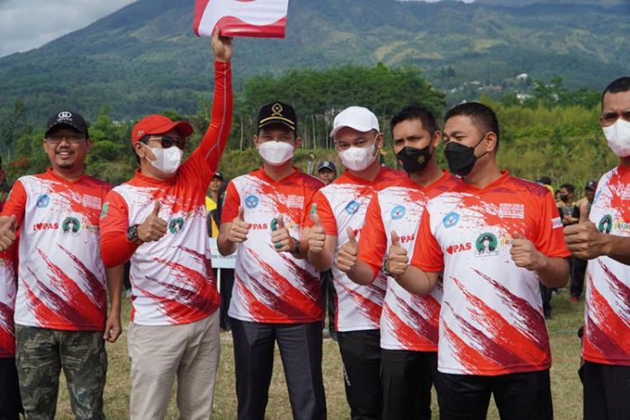 Peringati HUT RI ke 77, Kapolres Pasuruan Hadiri Olahraga Bersama