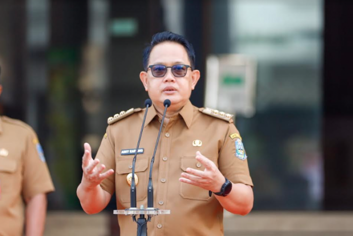 Pimpin Apel, Pj Gubernur Jatim Minta Jaga Budaya Kerja CETTAR dan Tingkatkan Capaian Kinerja Pimpin Apel, Pj Gubernur Jatim Minta Jaga Budaya Kerja CETTAR dan Tingkatkan Capaian Kinerja