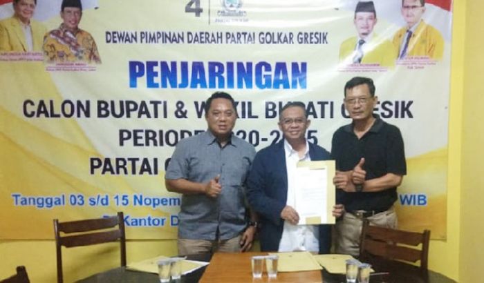 Mantan Kepala DPM-PTSP Gresik Ambil Formulir Bacabup di Golkar Mantan Kepala DPM-PTSP Gresik Ambil Formulir Bacabup di Golkar