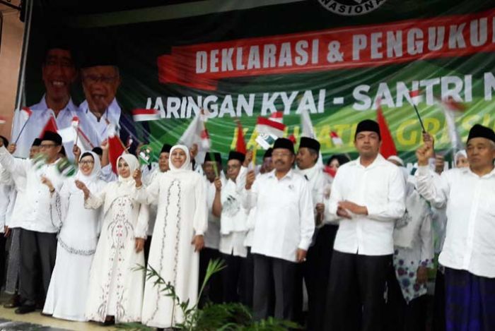 Dikukuhkan, JKSN Gresik Siap Menangkan Jokowi-Ma