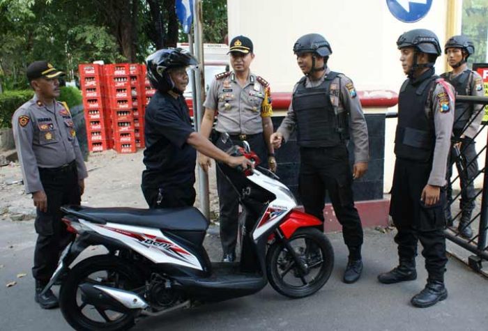 Pasca Insiden Bom di Mapolrestabes, Polres Gresik Perketat Penjagaan