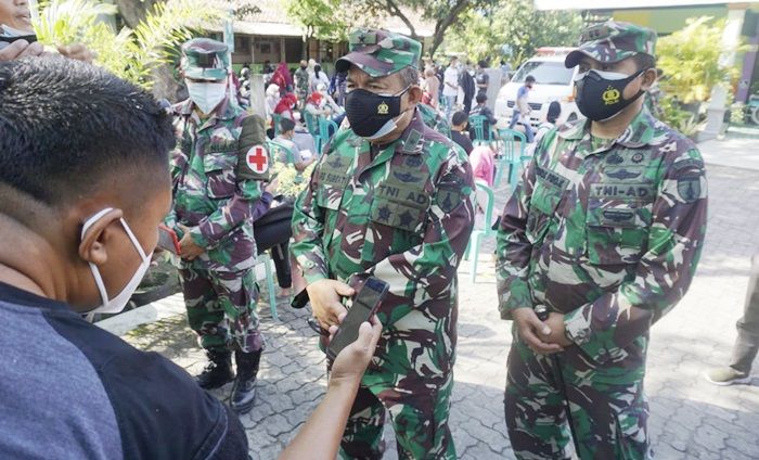 Dandim Ngawi Dampingi Irdam V/Brawijaya Tinjau Pelaksanaan PPKM Darurat