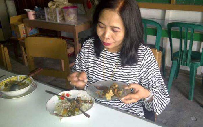 Asem-asem Kambing Khas Kecamatan Ngluyu Nganjuk, Rasa Asamnya Bikin Lidah Bergoyang Asem-asem Kambing Khas Kecamatan Ngluyu Nganjuk, Rasa Asamnya Bikin Lidah Bergoyang