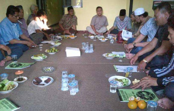 RGS SQ Kuatkan Tim Pemenangan Hingga Pelosok Desa untuk Hadapi Pilbup Gresik RGS SQ Kuatkan Tim Pemenangan Hingga Pelosok Desa untuk Hadapi Pilbup Gresik