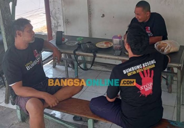 Calon Tunggal Pilwalkot Pasuruan, Aktivis LSM Pasdewa Ungkap 3 Isu Utama Kemunduran Demokrasi Daerah Calon Tunggal Pilwalkot Pasuruan, Aktivis LSM Pasdewa Ungkap 3 Isu Utama Kemunduran Demokrasi Daerah