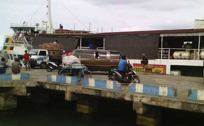 Pemudik di Sumenep Sebut Kapal Mudik Gratis seperti Kandang Ayam Pemudik di Sumenep Sebut Kapal Mudik Gratis seperti Kandang Ayam